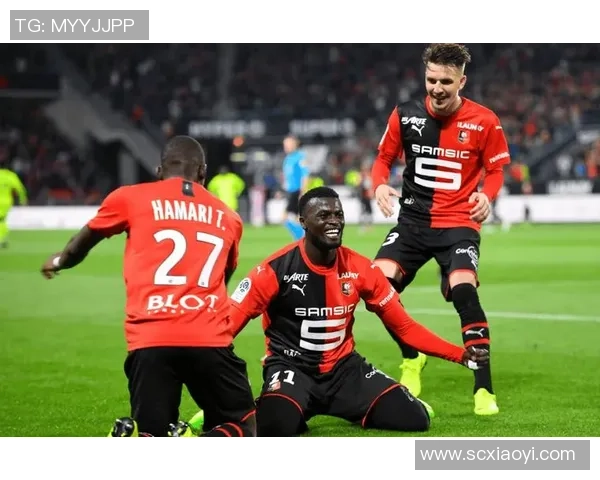 兰斯对阵巴黎FC比赛结果分析及精彩瞬间回顾